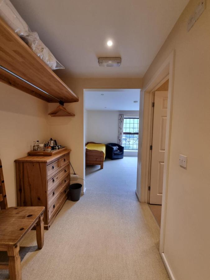 Zucchini Hotel Truro Extérieur photo